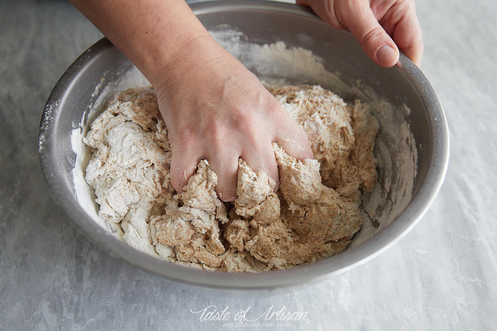 Sourdough: mixing the dough 