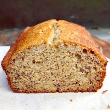 sliced banana bread