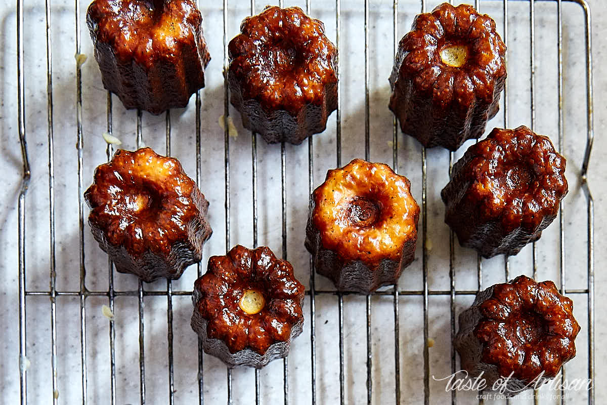 Featured image of post How to Make Canele Bakery