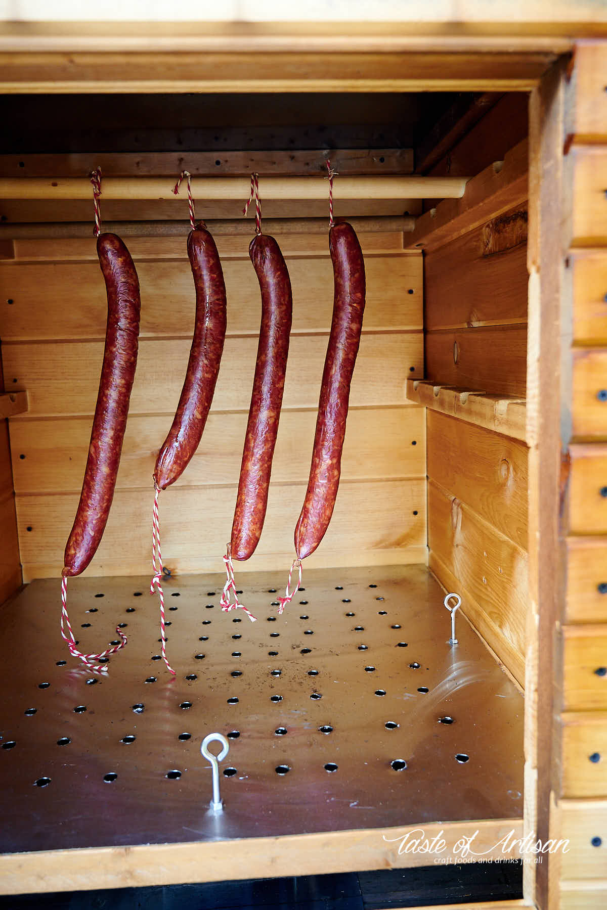 Baffle inside a smokehouse.