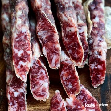 Sliced salami sticks fat-meat ratio