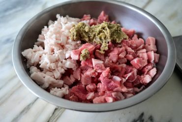 sausage-ingredients-in-a-bowl