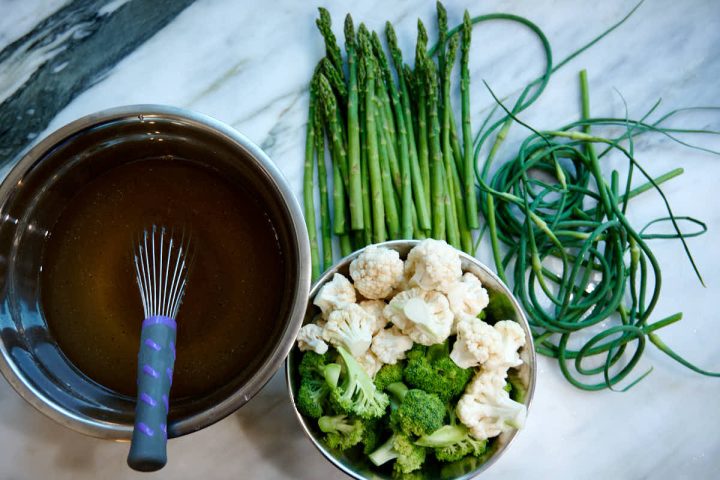 Prepared vegetables and pickling brine.